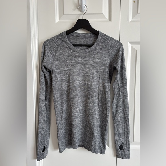 lululemon athletica Tops - Lululemon Swiftly Long Sleeve